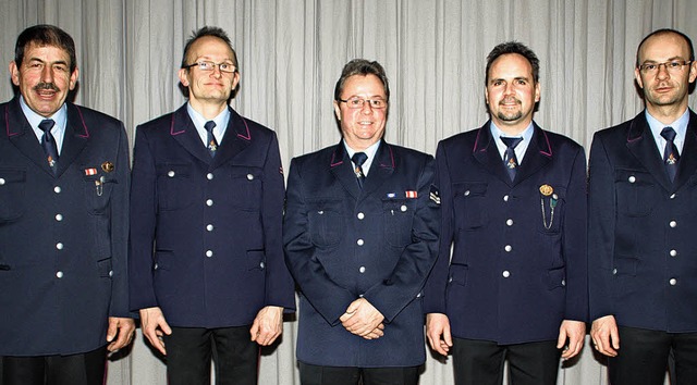 Ehrungen gab es bei der Feuerwehr Schl...  Wolfgang Schleith (beide 25 Jahre).   | Foto: Herbert Henkel