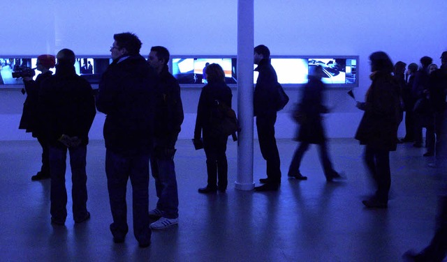 Blaue Stunde im Museum:  Kostenloser E...ge Leute bei der Basler Museumsnacht    | Foto: Veranstalter