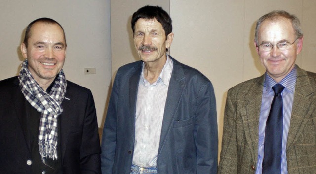 Gastgeber und Referent: Henning Kurz (von links), Ueli Mder und Alfred Klassen   | Foto: Privat