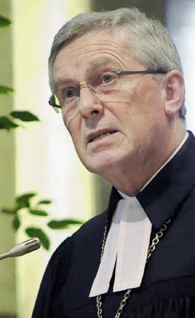 Landesbischof Ulrich Fischer: Es lohnt sich, sich taufen zu lassen.   | Foto: dpa
