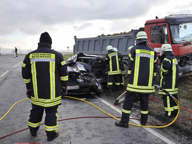 Bei diesem Unfall starb bei Griheim ein Autofahrer.  | Foto: Volker Mnch