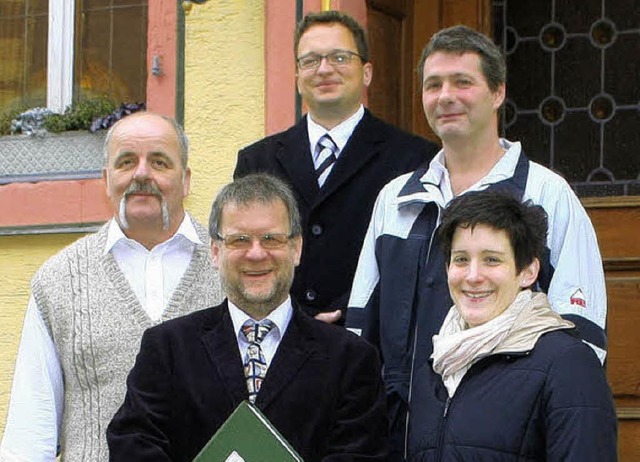 Der Vorstand der Reb- und Ackerbauzunf...le, Dieter Enderle und Angelika Leser   | Foto: Archiv: Ulrike Hiller