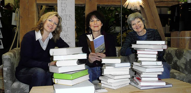 Das Team des Buchladens in der Rainhof...e Resonanz der Kulturveranstaltungen.   | Foto: Privat
