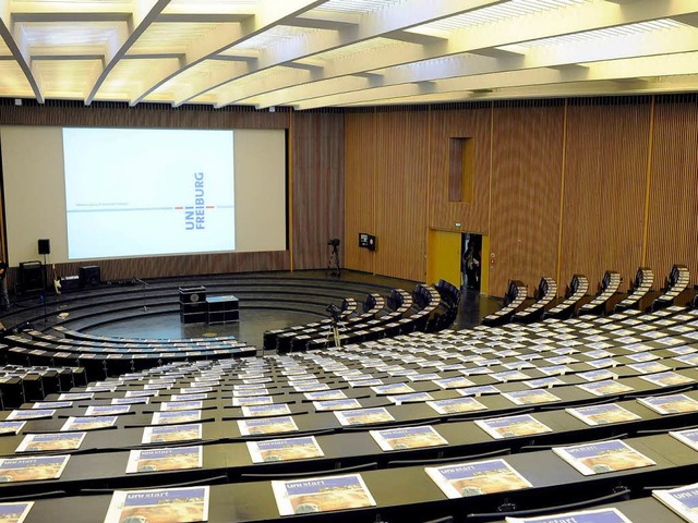 Genug Raum fr den Master? Audimax der Uni Freiburg.  | Foto: Thomas Kunz