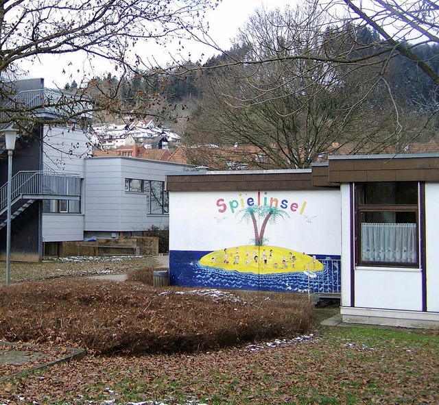 Der Kindergarten &#8222;Spielinsel&#82...gegen in die Realschule Kollnau (li.).  | Foto: Sylvia Timm