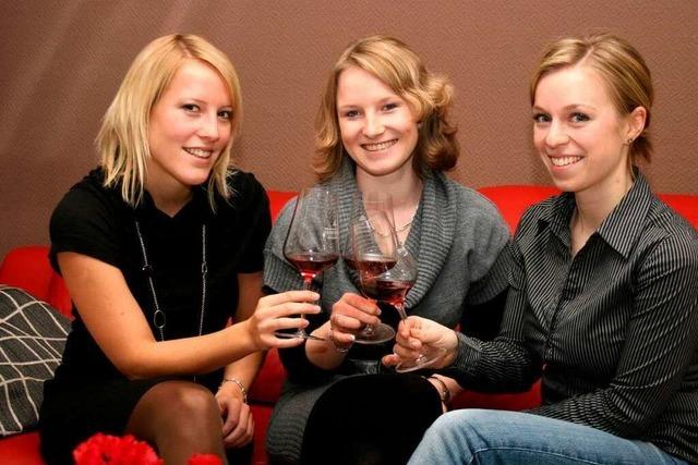 Drei Ex-Weinhoheiten gründen Firma Evadisa