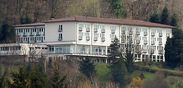 Stadt, Investoren und Kritiker ringen ...unft der Schlossbergklinik in Staufen.  | Foto: Markus Donner