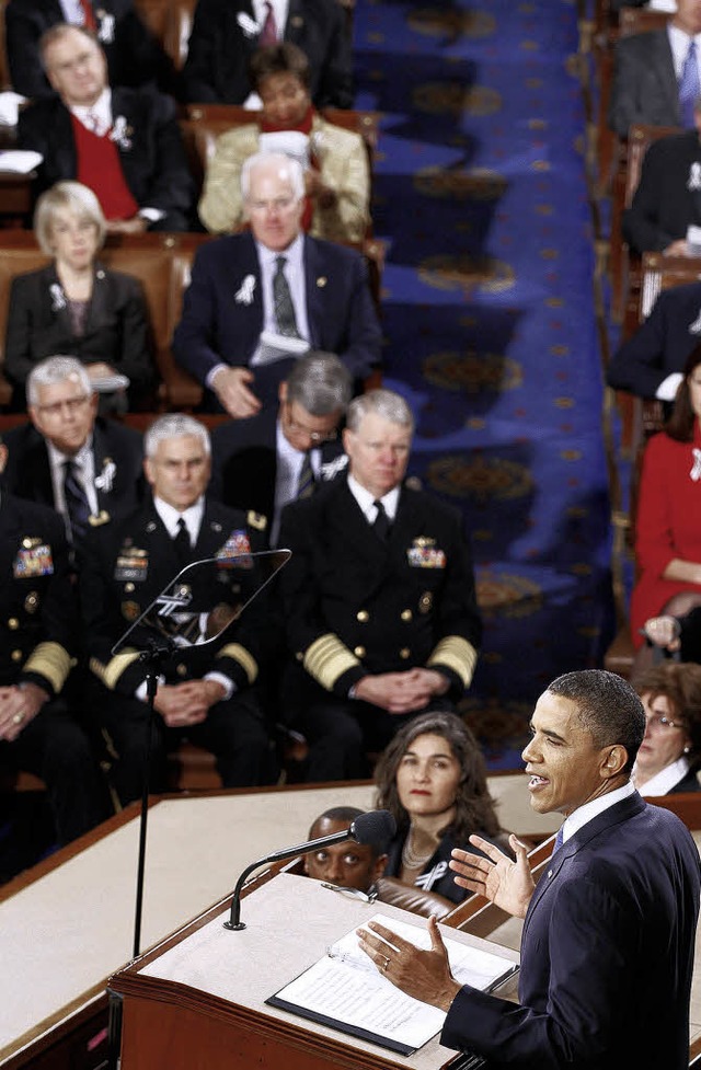 Kritisch beugt: Barack Obama redet zu Nation und Kongress   | Foto: afp