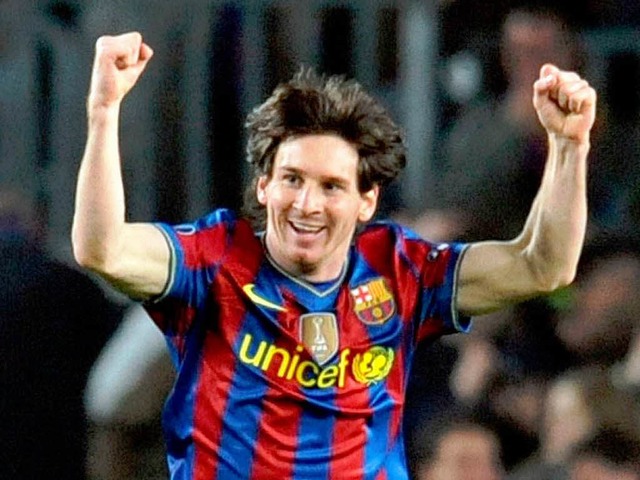 Lionel Messi freut sich ber seinen Treffer.  | Foto: dpa