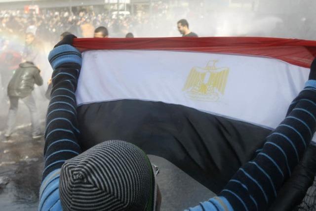 Ägypter fordern die Staatsmacht heraus: Gewalt und Festnahmen
