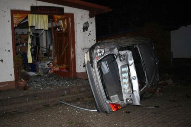 CD-Suche endet in Fiasko – vier Verletzte bei Autounfall