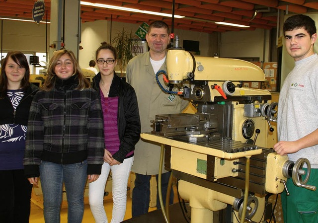 Schler in der INA-Lehrwerkstatt   | Foto: schule