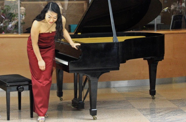 Die sdkoreanische Pianistin Maria Ahn...onzert im Herz-Zentrum Bad Krozingen.   | Foto: Hans Jrgen Kugler