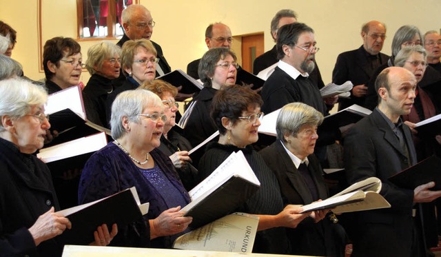 Zu Ehren Gottes: die Kantorei Wolfenweiler im Jubilumsjahr.   | Foto: Silvia Faller