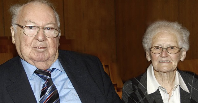 Heinz Schleyer mit seiner Frau Trudi im Gemeinderat   | Foto: Lauber