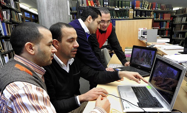 Mohamed Dawoud, Mohammed Alhassiny, As... Heimatland gypten live im Internet.   | Foto: Thomas Kunz