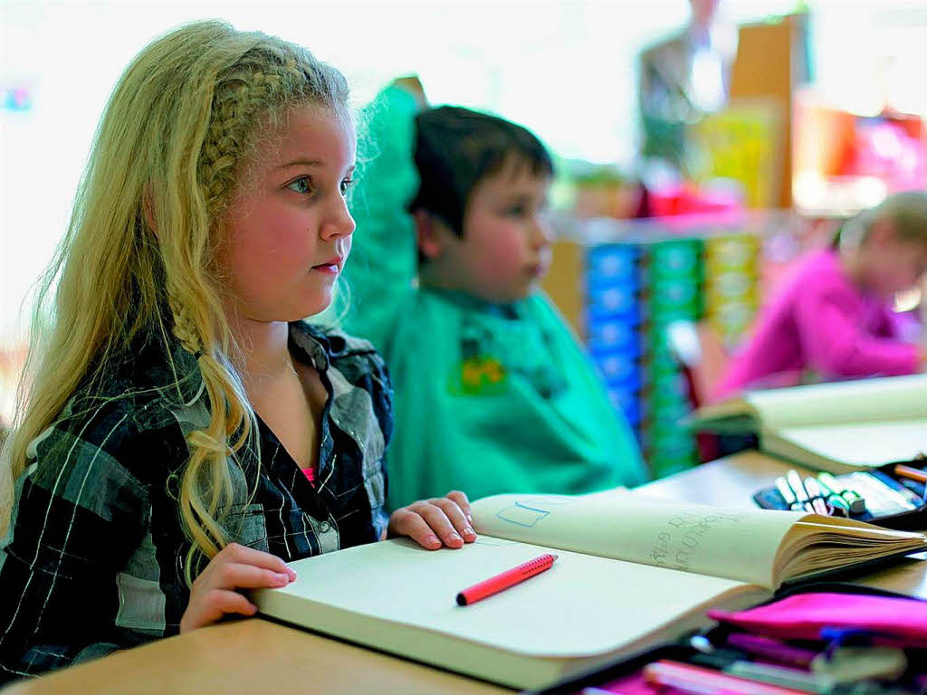 Grundschrift in der Grundschule: Schler sollen dadurch das Schreiben schneller lernen und sich nicht so oft umgewhnen mssen