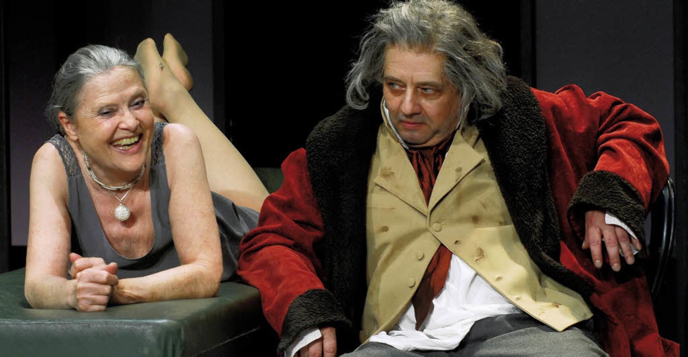 Cordula Trantow als Dr. Katherine Bran...  Peter Schmidt-Pavloff als Beethoven   | Foto: Veranstalter