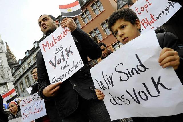 Ägypter in Freiburg fordern Mubaraks Rücktritt