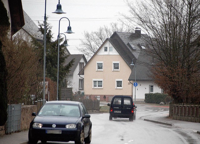 Auf der Denzlinger Strae werde zu sch... d r Denzlinger Strae in Vrstetten.   | Foto: Grttinger