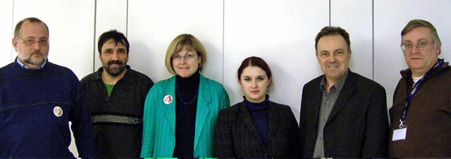 Agnieszka Malczak (dritte von rechts) ...s) mit Betiebsrten von DSM und BASF.   | Foto: Privat