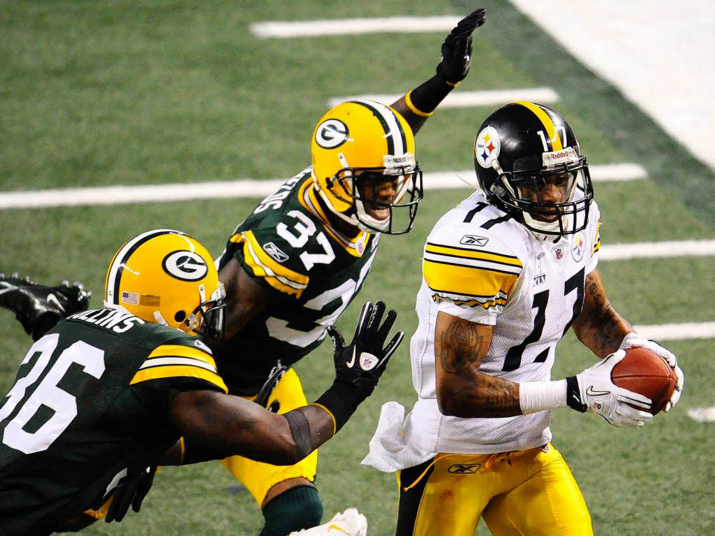 Touchdown fr die Pittsburgh Steelers durch Mike Wallace (rechts)