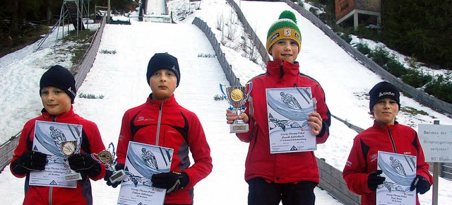 Henrik Kaltenbach siegte  in Blasiwald...ich Rang zwei vor Paul Weise (rechts).  | Foto: Junkel