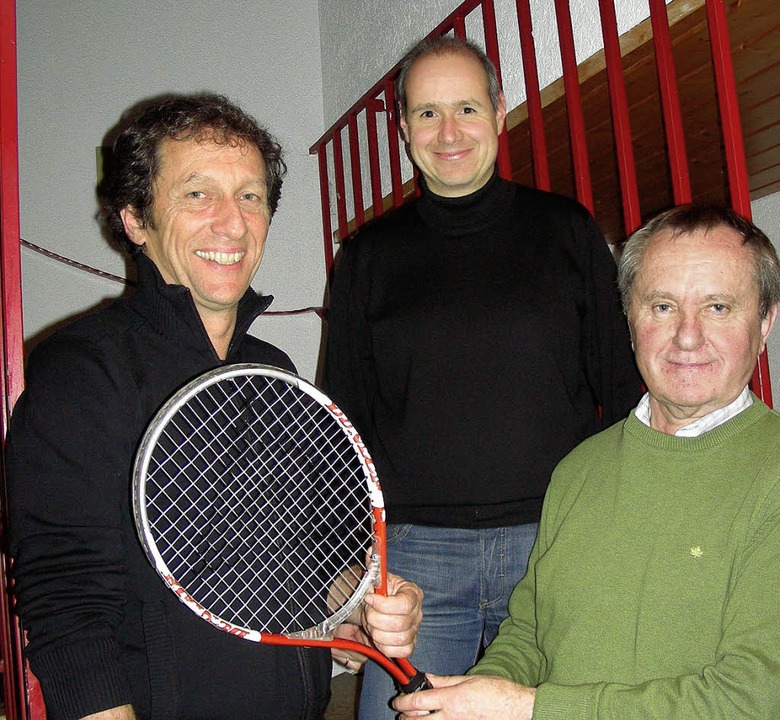 Josef Wurnitsch (rechts) gibt das Amt ...tlicher Leiter ist zudem Oliver Lingg   | Foto: mario schöneberg