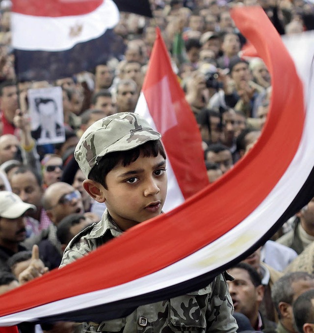 Demonstranten auf dem Tahrir-Platz   | Foto: DPA