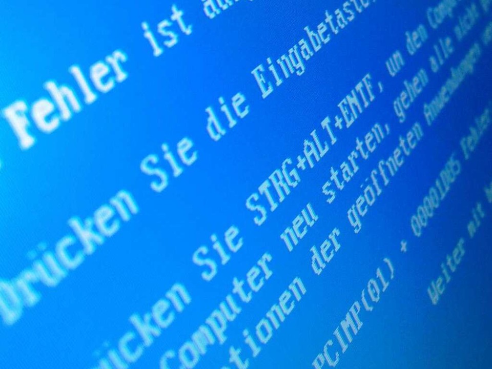 Blinkt diese Meldung auf dem Computerb...n: Sind ihre Daten auch jetzt noch da?  | Foto: Fotos: photocase.de/nortys, fotolia.com/Taylor