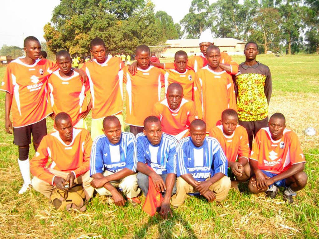 Fussballtrikots untersttzt vom Fussballverein Oberschopfheim