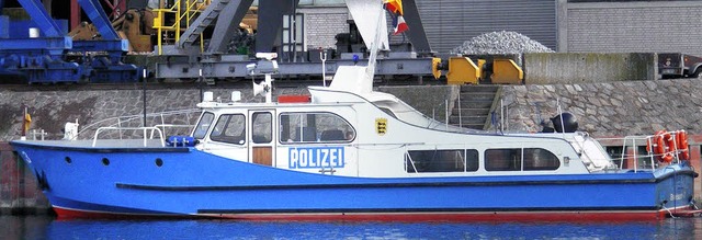 Die Wasserschutzpolizei Breisach hat ein modernes Streifenboot erhalten.  | Foto: polizei