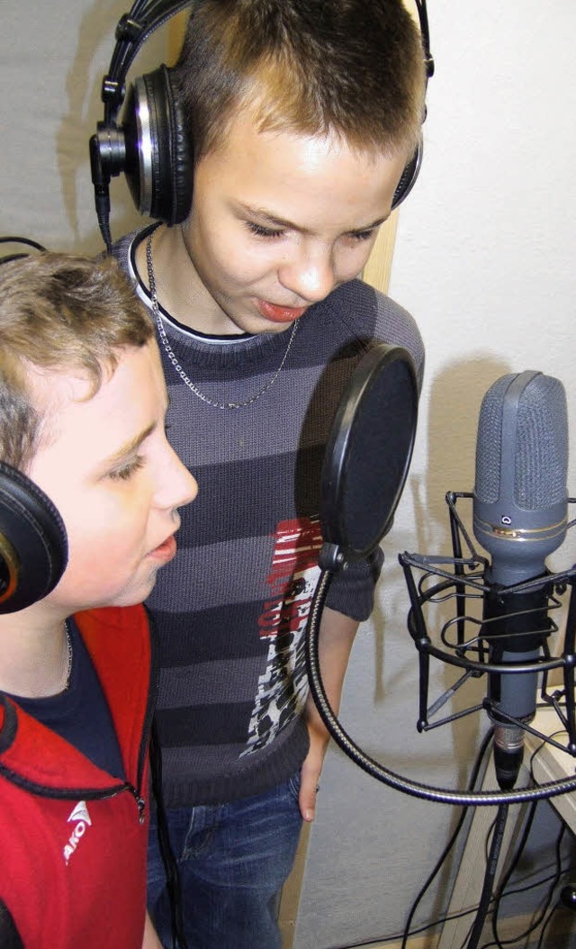 Selber Musik produzieren sollen die Ju...chen bald in einem eigenen Tonstudio.   | Foto: BZ-Archiv