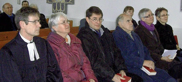 Einstimmig whlten Dekan Hans-Joachim ...angelischen Kirchengemeinde Lffingen.  | Foto: Karla Scherer