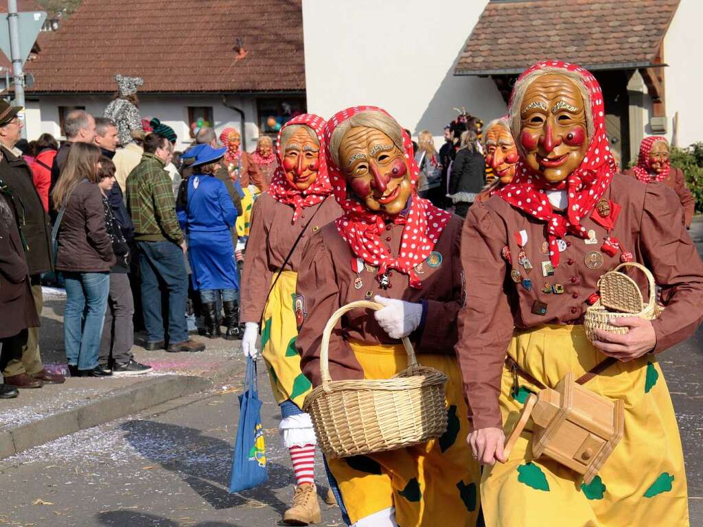 Rombachwiibli Birkendorf: 65 Gruppen mit rund 3500 Hs- und Maskentrgern beim Schlchttal-Narrentreffen in hlingen