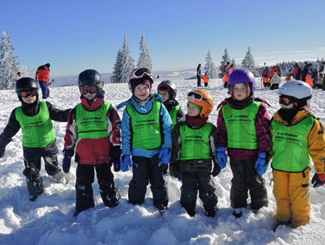 Die Pumuckl-Gruppe lernt Skifahren.   | Foto: Verein