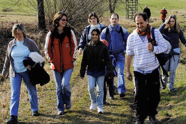 720 Wanderfreunde erkunden Wollbach