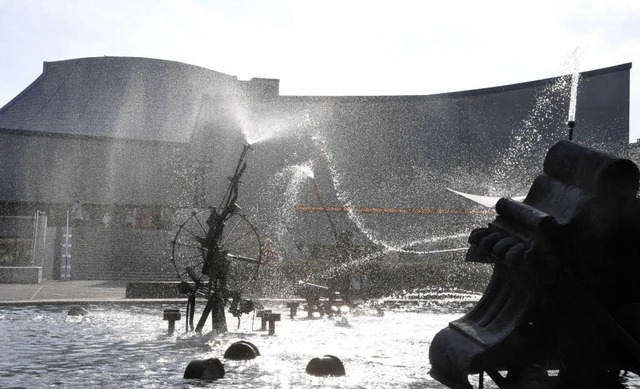 Eine kalte Dusche fr das Theater  &#8...national anerkannten Dreispartenhaus.   | Foto: daniel Gramespacher