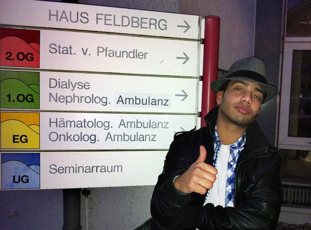 Denis Arifov sammelt mit seiner ehrena...r die Kinderkrebsklinik in Freiburg.   | Foto: PRivat