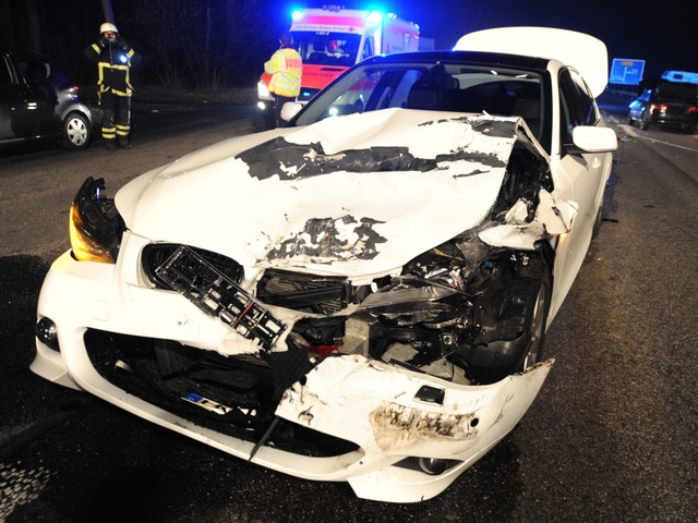 Ein schwerer Unfall auf dem Zubringer ...r A5 hielt die Rettungskrfte in Atem.  | Foto: Patrick Seeger