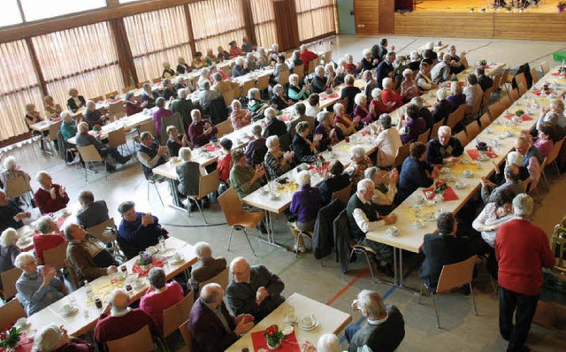 Volles Haus beim Seniorennachmittag in  Schallstadt.   | Foto: Kugler