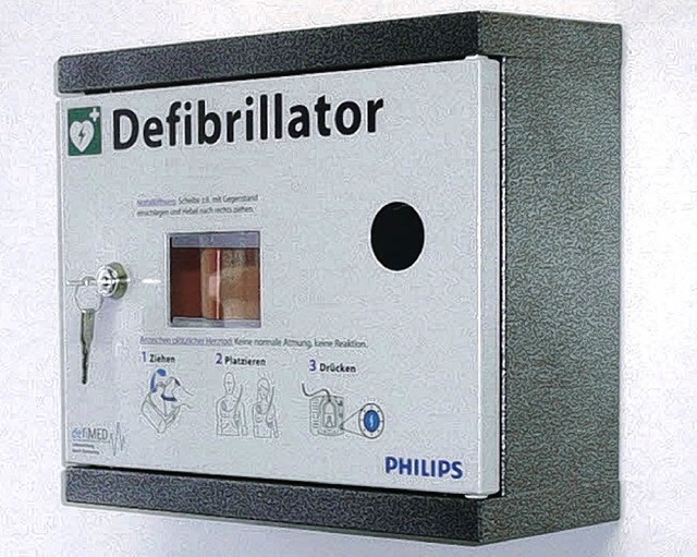 Gut zu wissen, dass im medizinischen N...eibad ein Defibrillator zur Hand ist.   | Foto: privat