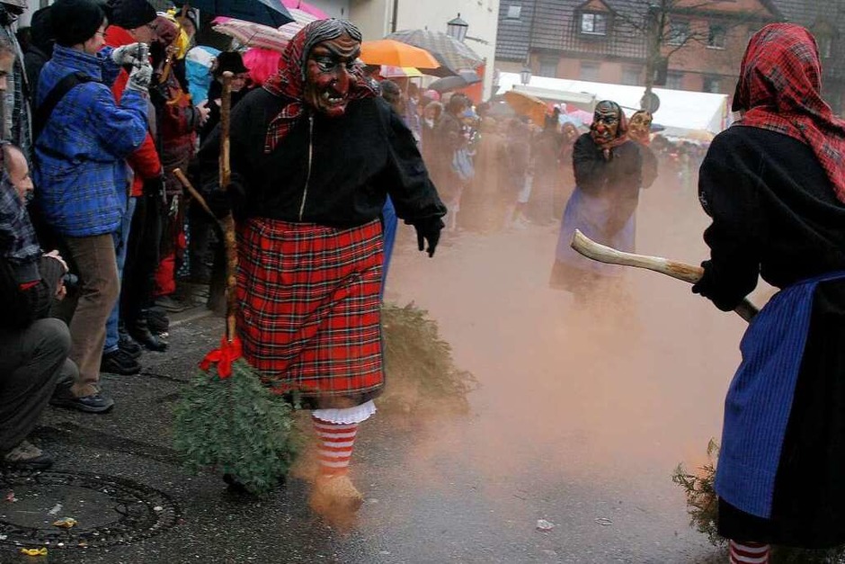 Jubiläumsumzug der Eulenzunft Seelbach (Foto: Heidi Foessel) Jubiläumsumzug der Eulenzunft Seelbach (Foto: Heidi Foessel)