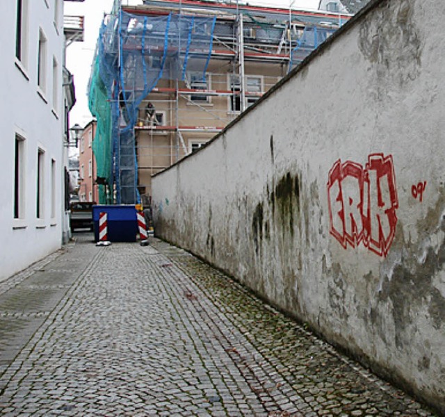 Dieses Mauerstck ist ein berrest der...n Stadtmauer, schreibt  dieser Leser.   | Foto: rab
