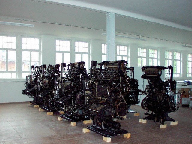 Die alten Setzmaschinen des Technikmus... in der Halle der Kulturfabrik stehen.  | Foto: Hermann Jacob