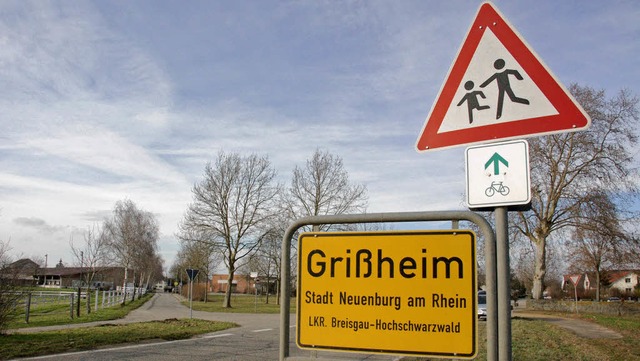 Durch eine Umgestaltung soll diese Kre... den Verkehr aus Buggingen abbremsen.   | Foto: Drescher