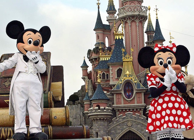 Ups, das ging daneben &#8211; Mickey Mouse and Minnie in Paris.   | Foto: AFP