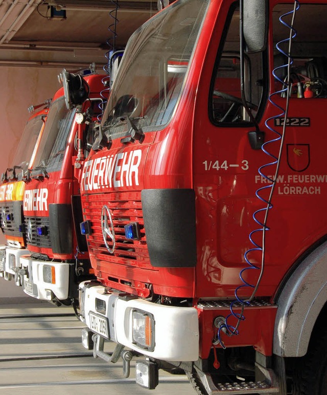 Der Fuhrpark der Lrracher Feuerwehr i...er muss aber stndig erneuert werden.   | Foto: Nikolaus Trenz