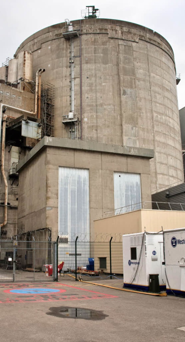 Das Reaktorgebude des Kernkraftwerks in Fessenheim   | Foto: Huber