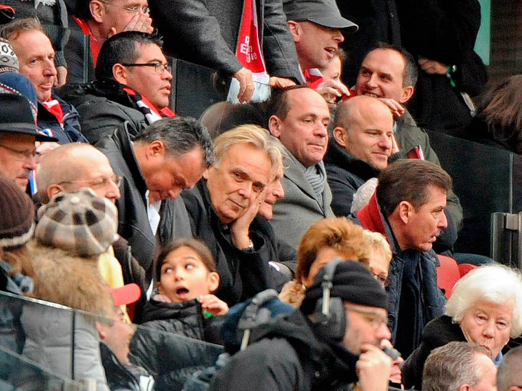 Volker Finke in seinem nersten Spiel gegen den SC Freiburg Volker Finke in seinem nersten Spiel gegen den SC Freiburg